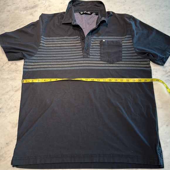 Travis Mathew Golf Shirt size L - Picture 2 of 5